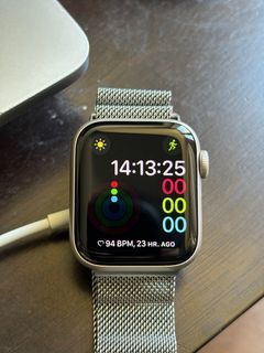 Apple Watch SE GPS Aluminum 40mm (2nd gen)