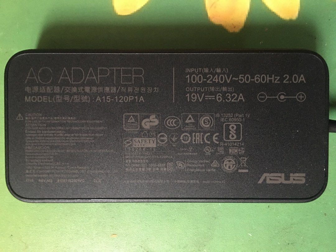 Caricabatterie adattatore CA da 120W 19V 6.32A compatibile per ASUS A15