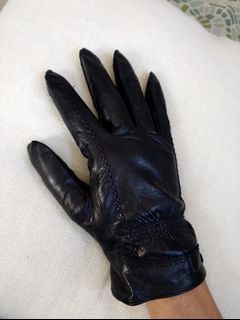 Authentic Leather Gloves