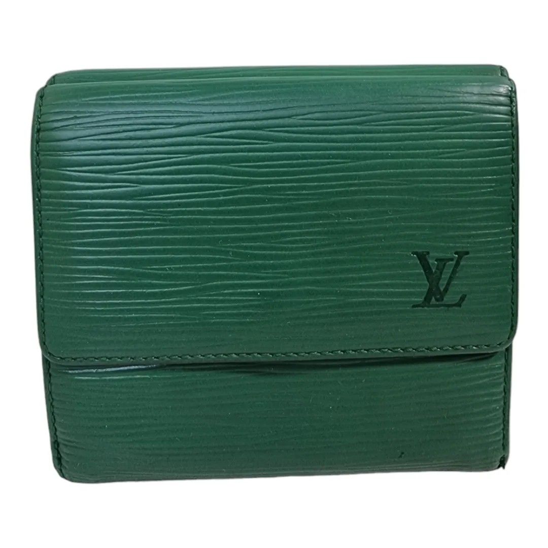 Authentic LOUIS VUITTON Elise Epi (Category: Luxury Bags & Wallets) located in Quezon City. Submitted by manerarestorationservices (Listing ID 1300679564, Image 1). Description: Money back Guarantee 💯% Guaranteed authentic *Brand: LV ELISE Compact wallet Item No. 000137 *Materials: Epi Leather *Color: GREEN *Size: medium *Condition: 8/10 Bill compartment had cleaned -Used * Inclusions: Wallet only Open for LAYAWAY 20% down payment 80% payable in