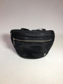 Authentic LULULEMON City Adventurer Belt Bag 2.5L in Black