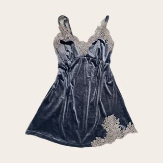 blue velvet and lace night gown