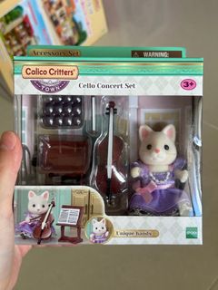 (Category: ) located in . Submitted by sylvanianfriend (Listing ID 1300635877, Image 1). Description: .