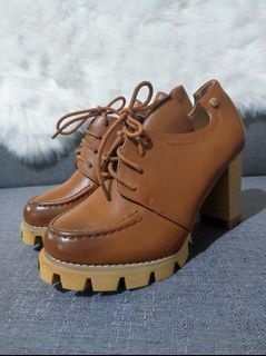 Brown Chunky High Quality Boots