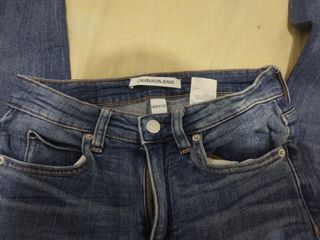 Calvin Klein HW skinny jeans