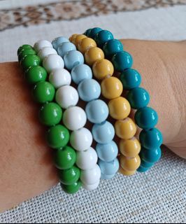 One Color US-made Bead Bracelets  ( bright & shiny  colors, TAKE ALL for a discount)