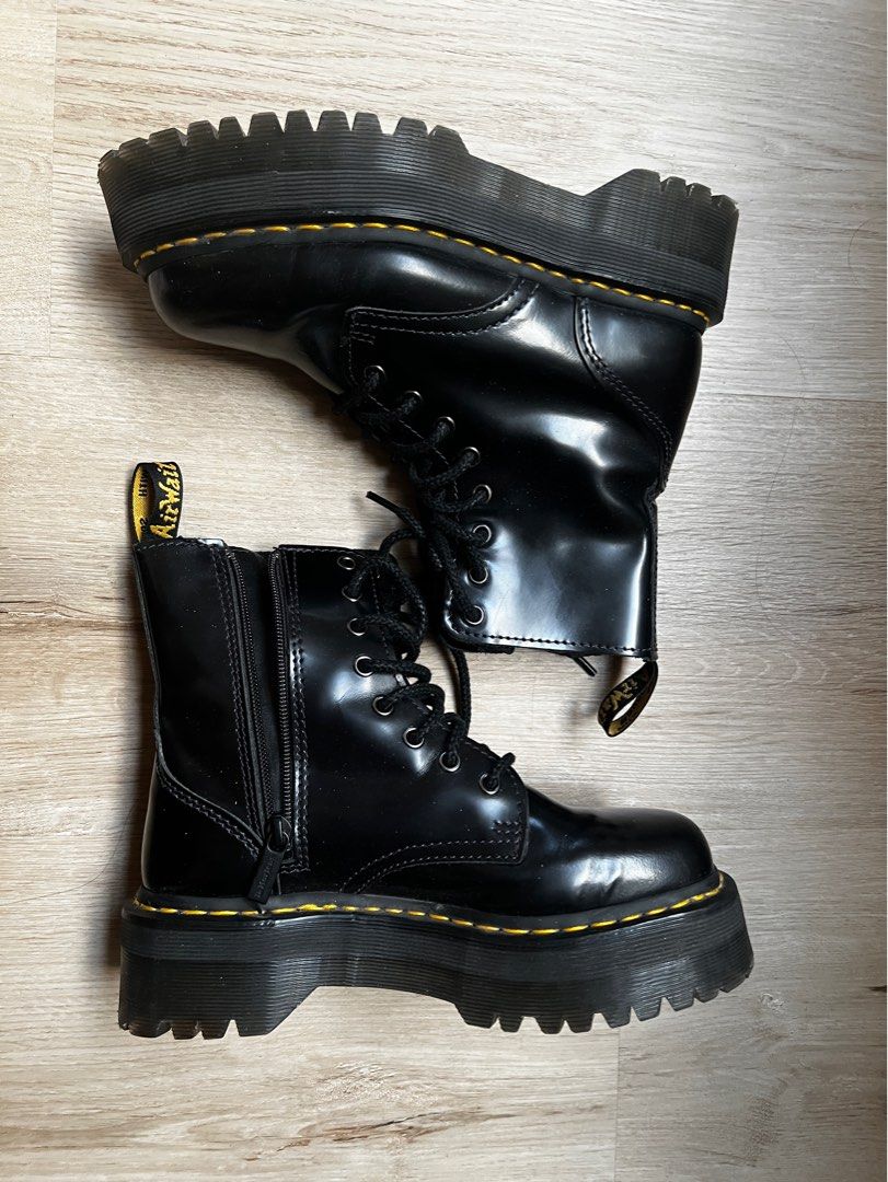 Dr. Martens JADON SMOOTH POLISHED LEATHER PLATFORM BOOTS (Category: Boots) located in Quezon City. Submitted by jadeandjacob (Listing ID 1300629761, Image 1). Description: As good as new LAST PRICE🙏🏼🙏🏼🙏🏼.