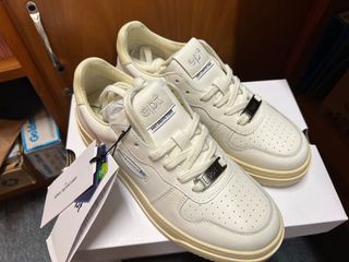 （分類：）位於 。 由 uuutoo 提交（商品編號 1300674947，圖片 1）。簡介： 。