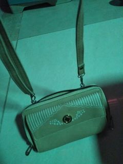 Fashioable Sling Bag for Women with Free Money Inside