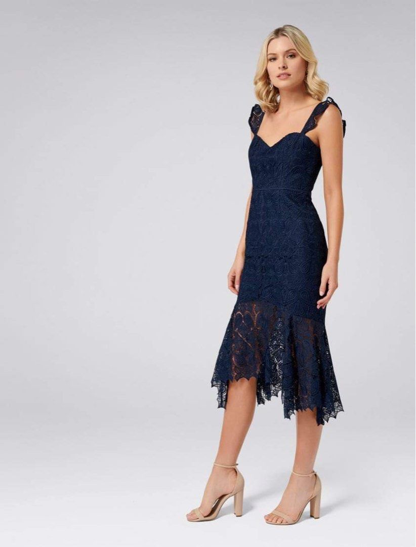 Forever new Rosa Lace Hanky Hem Dress, Women's Fashion, Dresses & Sets,  Dresses on Carousell