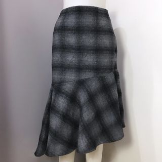 GU / UNLIQO Plaid Checkered Midi Asymmetrical Long Skirt (ACUBI, GOTHIC, DARK COQUETTE, FATAL FRAME, PROTAGONIST, GRUNGE)