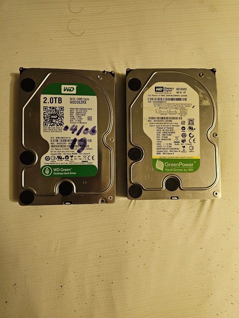 Hard Disk (Category: Hard Disks & Thumbdrives) located in Singapore. Submitted by qasim2521961805 (Listing ID 1300762897, Image 2). Description: 1tb= 20 2tb=30 3tb=40 Once use in cctv recorded cctv after store all recording. I have over 20 over hard drives like new because once full in cctv then store all footage. so now I want to sell. if anyone want to buy then message me..