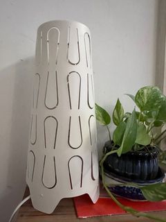 （分類：）位於 。 由 arcofficial 提交（商品編號 1300640380，圖片 1）。簡介： 。