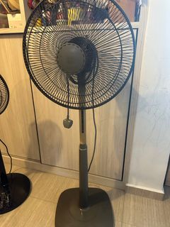 (Category: ) located in . Submitted by maritoz (Listing ID 1300644653, Image 1). Description: .