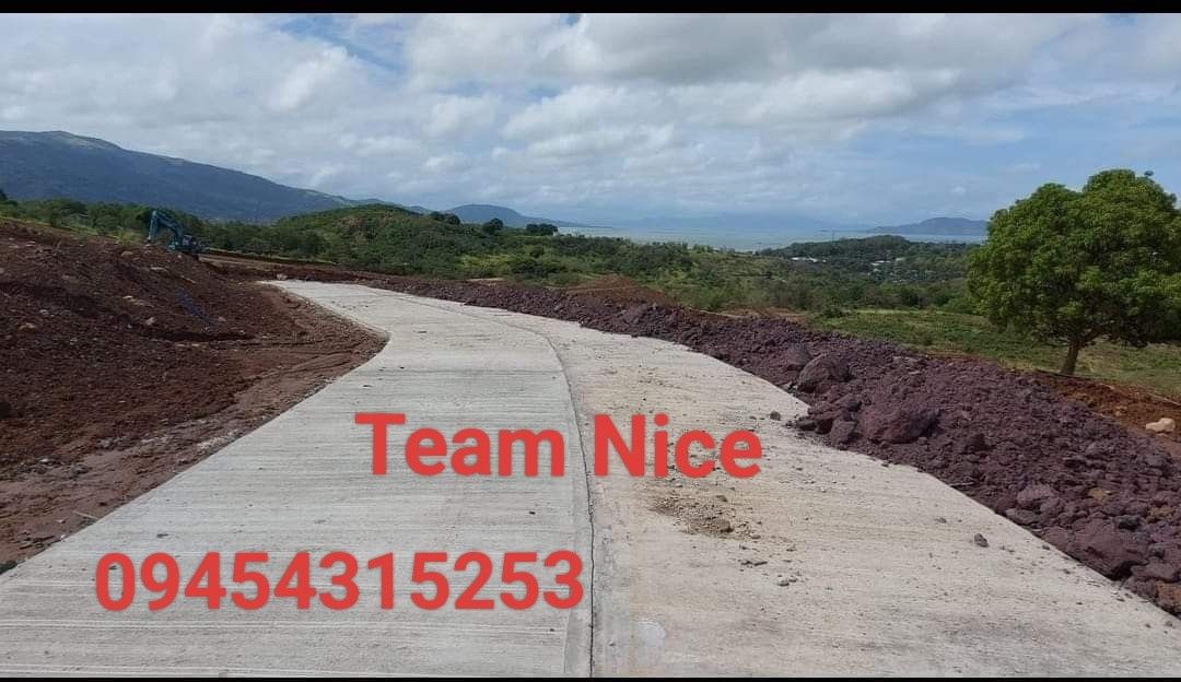 Lot for sale (Category: Lot) located in Quezon City. Submitted by fconnie15407950 (Listing ID 1300644144, Image 3). Description: Ponteverde Pililla Rizal Overlooking Laguna Lake Along manila east road No hassle Requirements!! Sta.lucia land developer Promo (Cash Dp) Price/sqm - 10,500 Lot area- 200 sqm Total contact price- 2,100,000 20% downpayment - 420,000 Reservation- 10,000 10% discount - 42,000 Net dp discount - 378,000 80% balance - 1,680,0