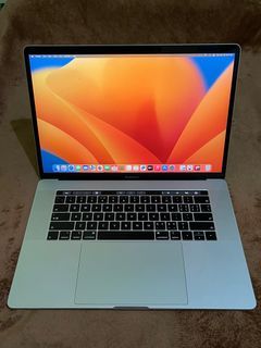 MacBook pro 15-inch 2018 touchbar 16/256 SSD