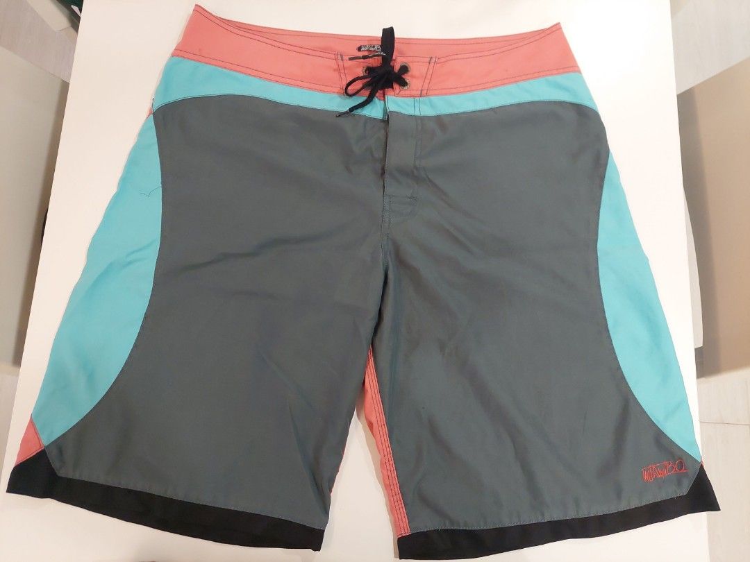 Mambo boardshorts store