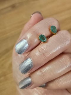 Pear Shaped Natural Emerald Stud 18k Earrings.