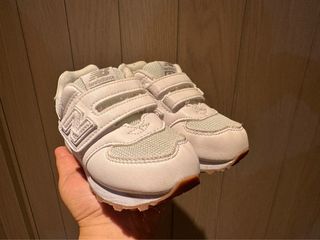 （分類：）位於 。 由 ngngng111 提交（商品編號 1300738360，圖片 1）。簡介： 。