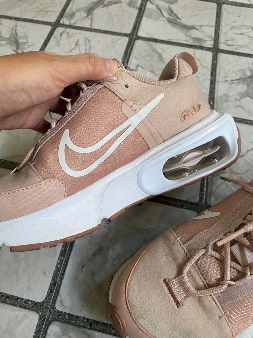 rubber shoes for women's nike