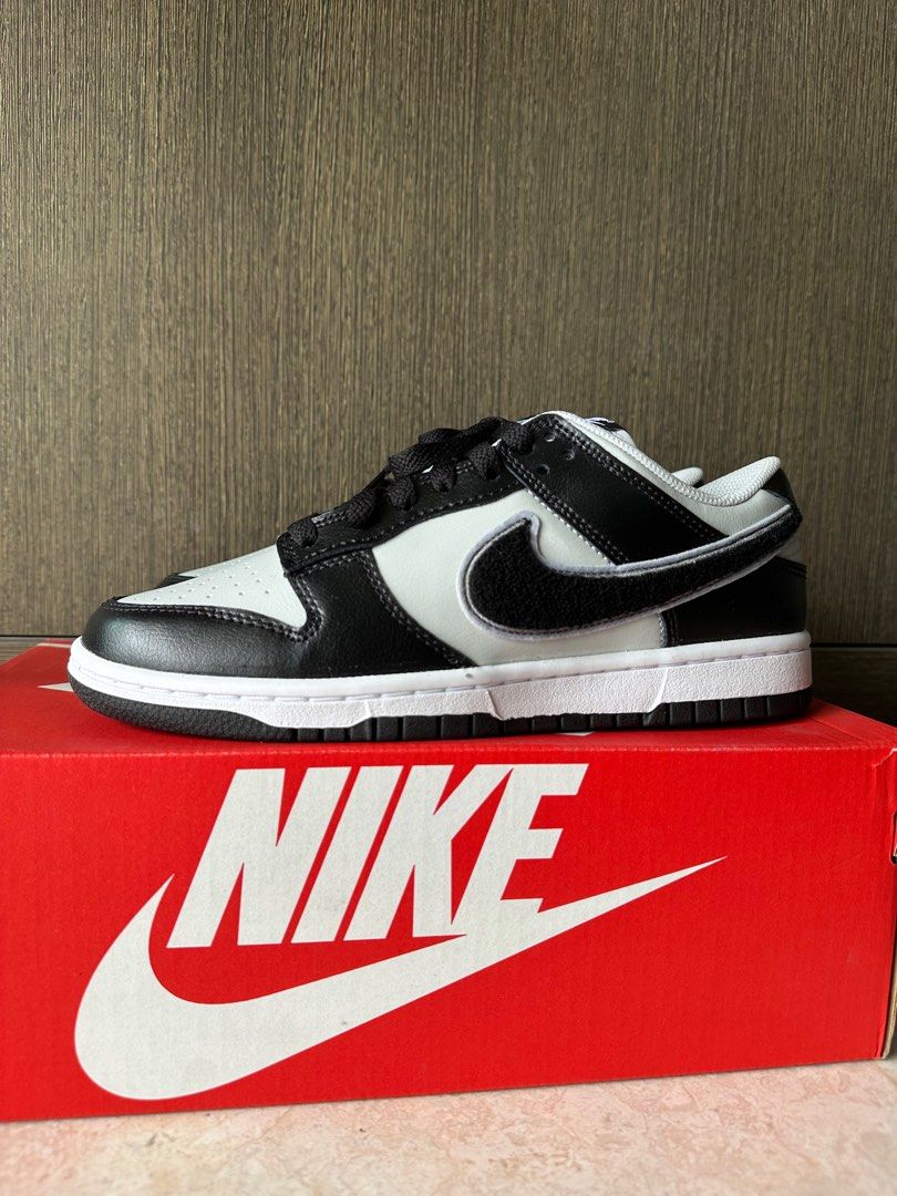 dunk low black white box