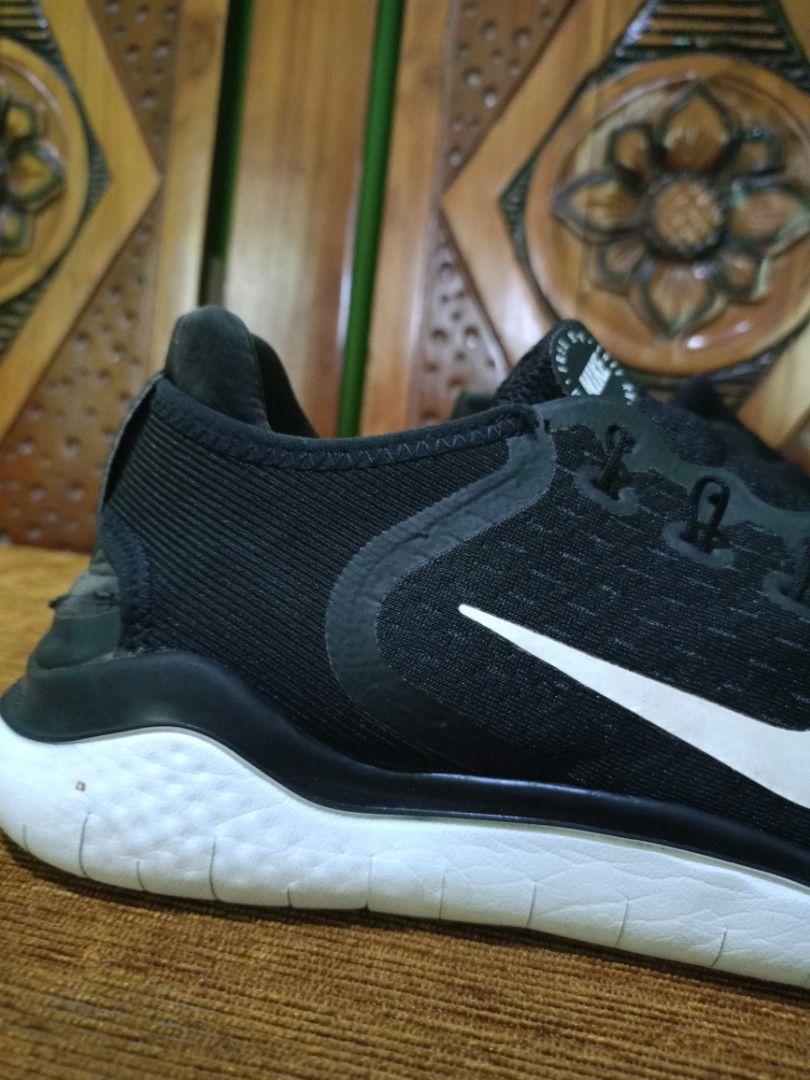 Nike Free RN slip on