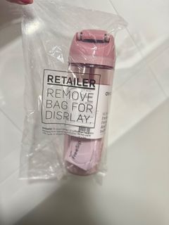 (Category: ) located in . Submitted by tripleheyhihello (Listing ID 1300687273, Image 1). Description: .