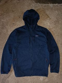 Patagonia Better Sweater Hoodie 
23 x 28 Large on tag 
Good condition 
No issue 
9.5/10 color rate 
1200 plus sf