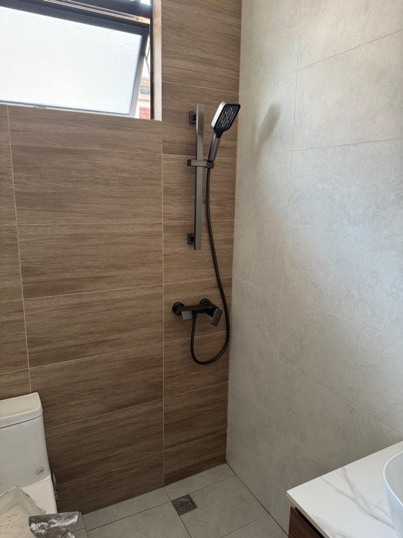 Tiling Contractor62863075987971112