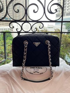 (Category: ) located in . Submitted by bags.addiction (Listing ID 1300728517, Image 1). Description: .