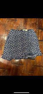 Pull and Bear Printed floral summer skirt