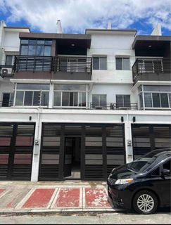 RUSH SALE PRE OWNED TOWNHOUSE IN SCOUT GANDIA QUEZON CITY