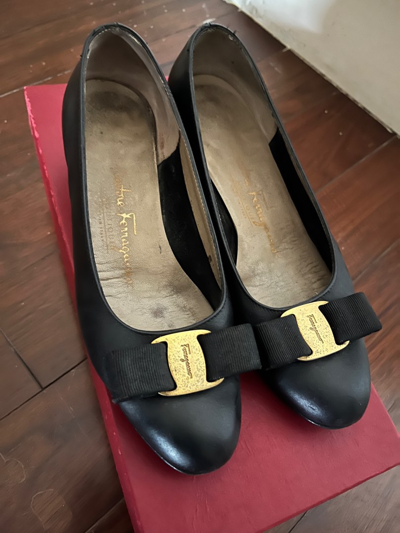 Salvatore Ferragamo shoes 5C Carousell