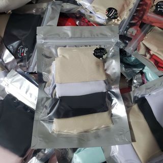 🌸Seamless underwear 🌸 take all 18 packs inside 4 undies