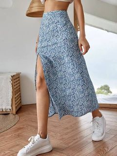 Shein Vcay Ditsy Blue Floral Skirt with Slit Split Thigh