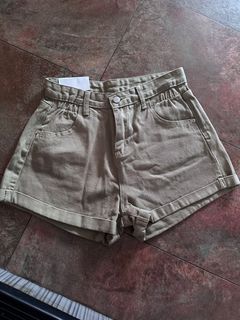 (Category: ) located in . Submitted by preciouscollection (Listing ID 1300672340, Image 1). Description: .