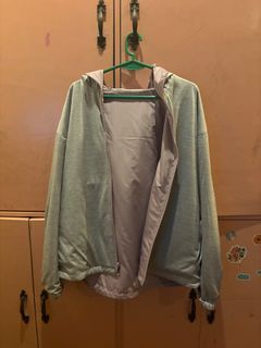 (Category: ) located in . Submitted by defnotjillian_ (Listing ID 1300743425, Image 1). Description: .