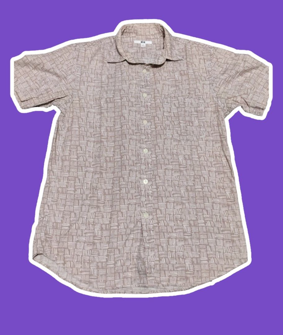 Uniqlo Short Sleeved Polo (Category: Tshirts & Polo Shirts ) located in Manila. Submitted by jayveepas (Listing ID 1300640146, Image 2). Description: Uniqlo Short Sleeved Polo Size: M Color: Light Brown RFS: Decluttering Meetup: - BGC - McKinley - Any MRT station (weekends) - SM North / Trinoma (weekends) Delivery: Lalamove or Grab (shouldered by buyer).