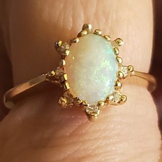 Vintage opal ring 14k size 5