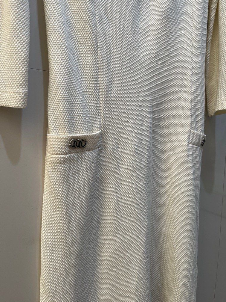 White textured long-sleeves dress (Category: Dresses) located in Manila. Submitted by ar_things (Listing ID 1300684219, Image 3). Description: RFS: Extreme decluttering hence all items are at its lowest price. Condition of item is stated above. Please check all the photos for details. 😊.