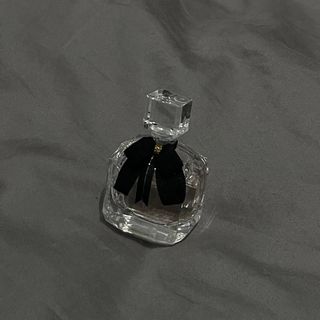 (Category: ) located in . Submitted by charizard67 (Listing ID 1300763104, Image 1). Description: .