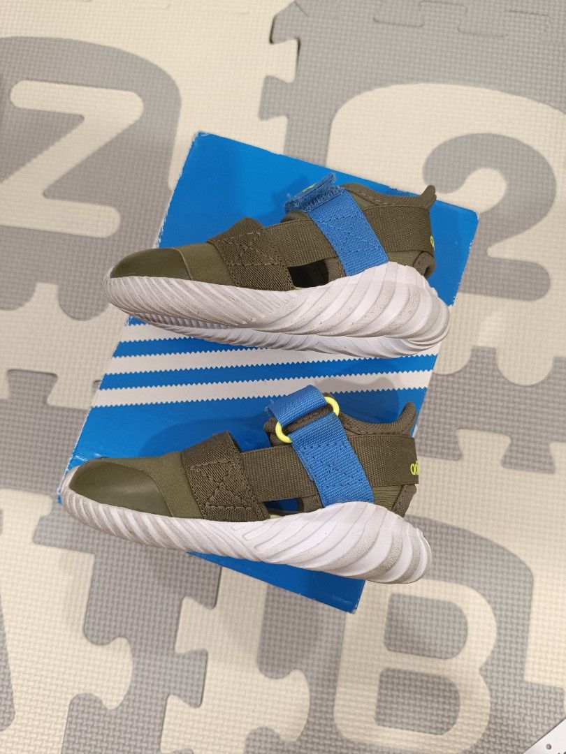 ADIDAS Doom Sandal for Babies / Toddlers (Category: Babies & Kids Fashion) located in San Fernando. Submitted by absiti (Listing ID 1296474998, Image 3). Description: AUTHENTIC ADIDAS DOOM SANDAL I Size: US 5K (11.5 CM) Color: Green and blue Barely used kasi nalakihan agad. May minor signs of usage pero no major flaws. Just needs cleaning..