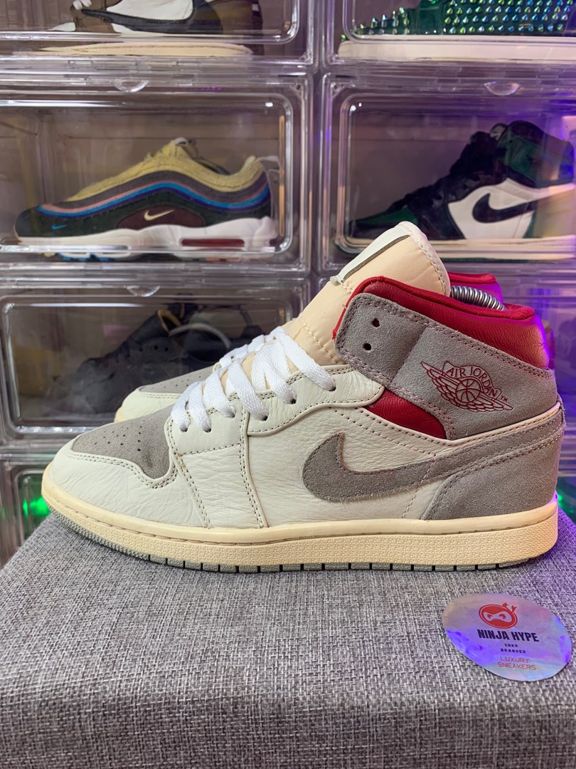 jordan 1 mid past present future