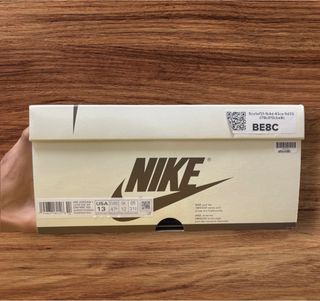 （分類：）位於 。 由 sneakerheaderjl 提交（商品編號 1296362986，圖片 1）。簡介： 。