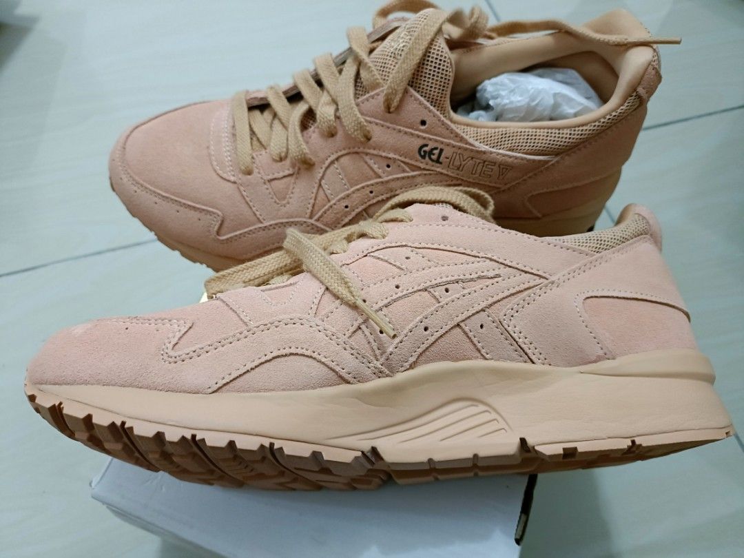 Asics disney womens deals
