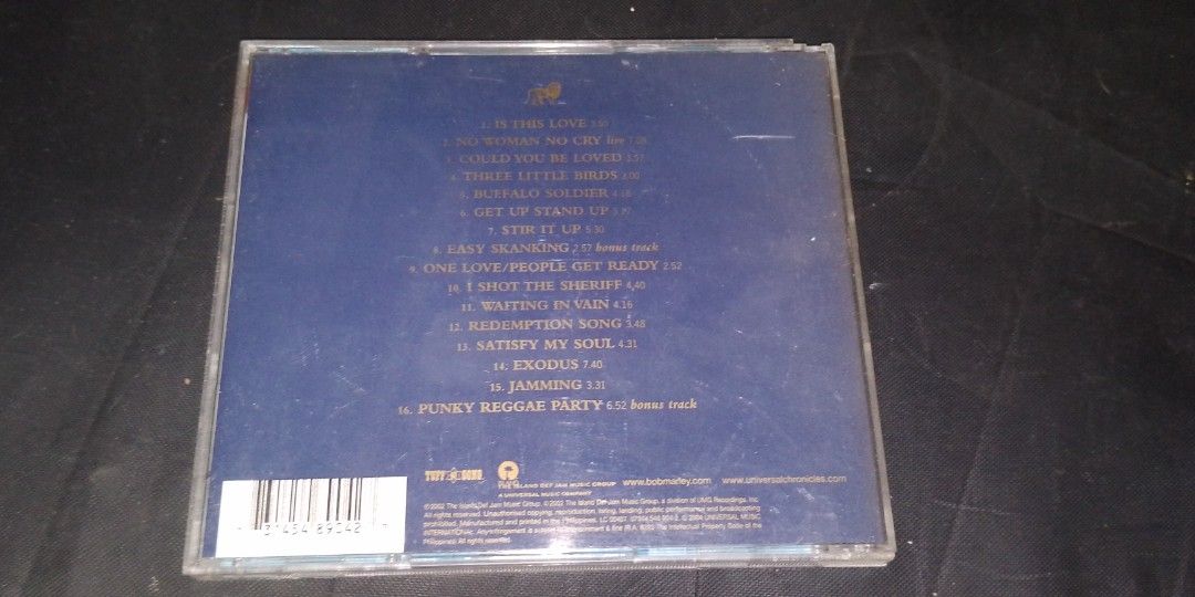 Bob Marley Legend (Category: Vinyls) located in Quezon City. Submitted by neverfoundland (Listing ID 1296423376, Image 2). Description: Bob Marley Legend album.