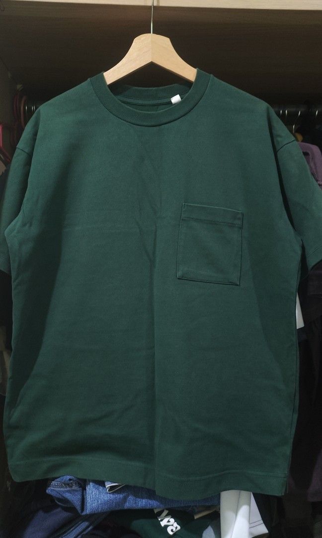 Global work (Category: Tshirts & Polo Shirts) located in Port Klang. Submitted by reddovakin84 (Listing ID 1296532079, Image 1). Description: P21.5 L28.