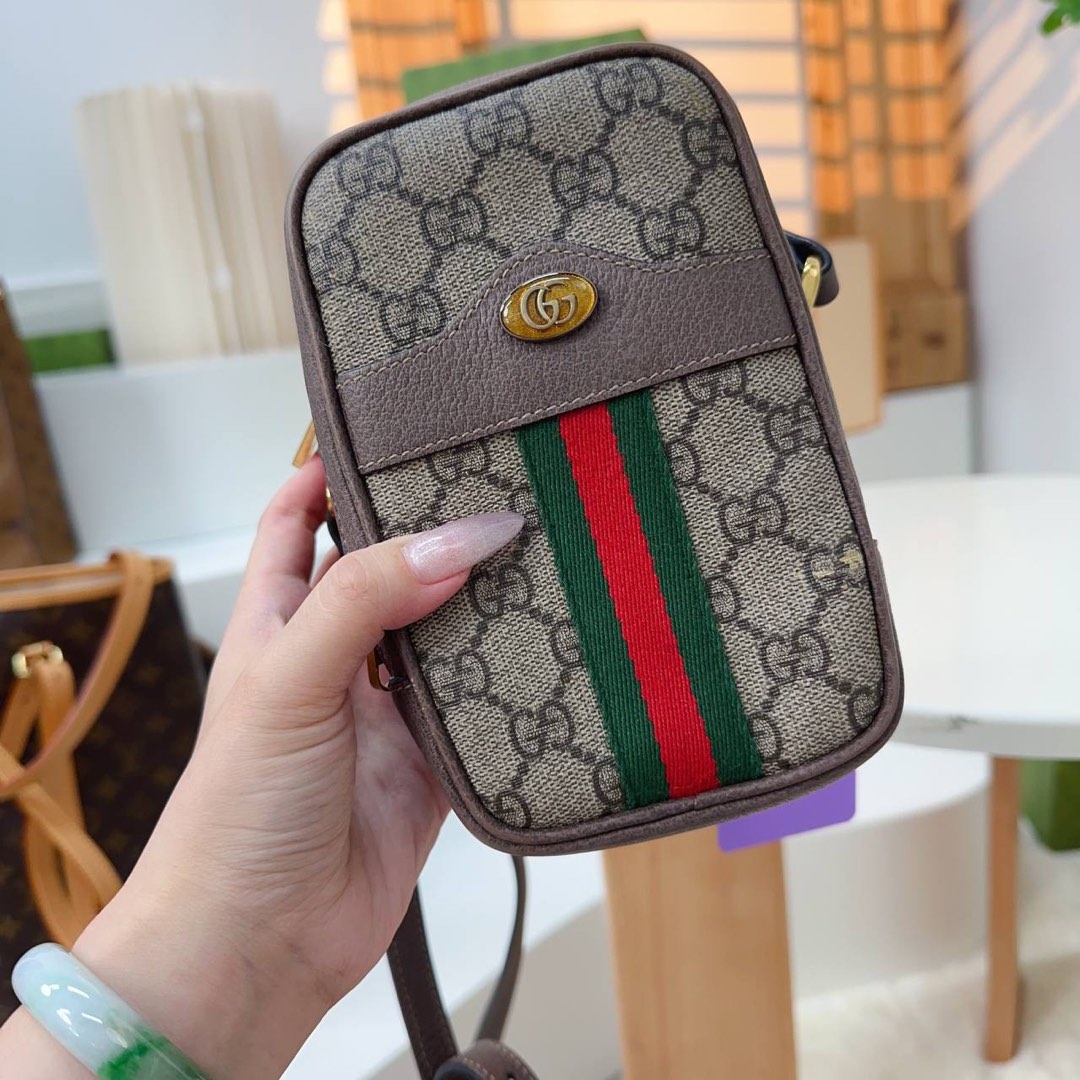 Gucci phone purse shop