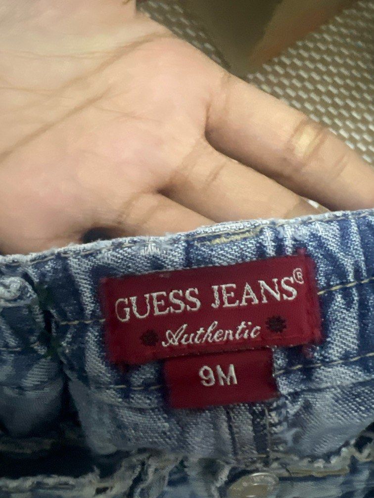 Guess (Category: Babies & Kids Fashion) located in Kuala Lumpur. Submitted by nabilasuhada (Listing ID 1296525049, Image 3). Description: .