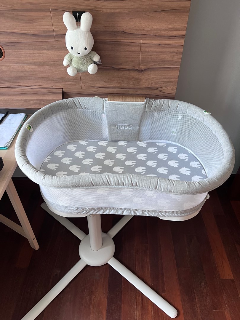HALO BASSINET LUXE SWIVEL SLEEPER